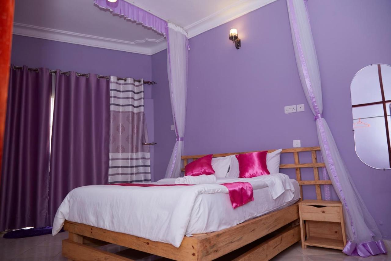 Westway Luxury Suites Mbarara Kültér fotó