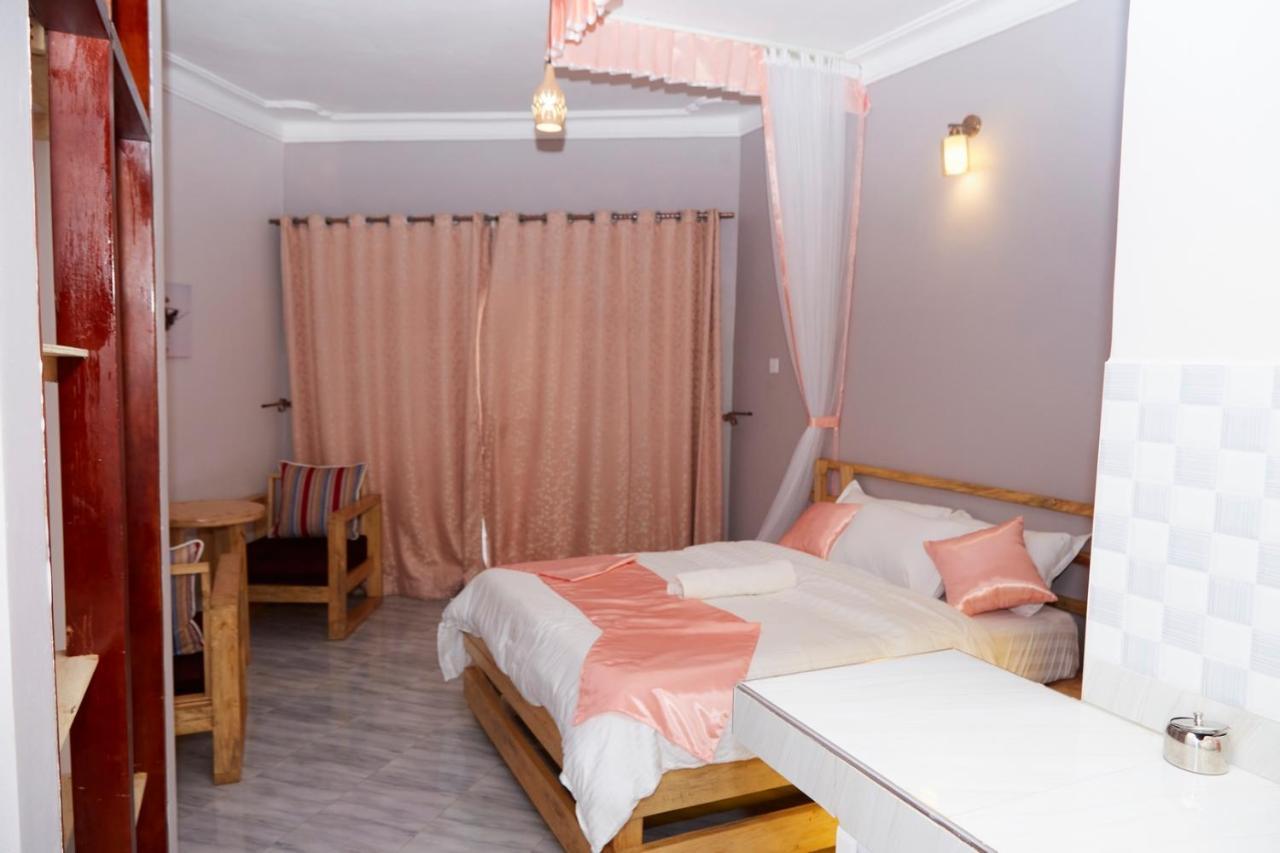 Westway Luxury Suites Mbarara Kültér fotó