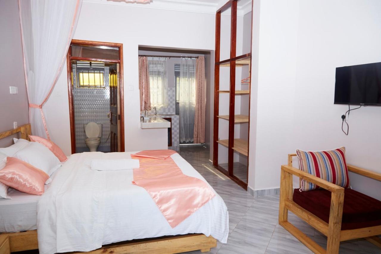 Westway Luxury Suites Mbarara Kültér fotó