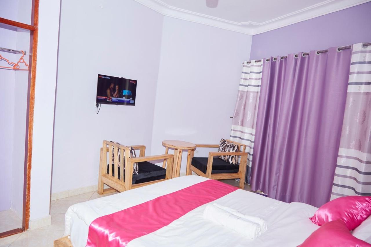 Westway Luxury Suites Mbarara Kültér fotó