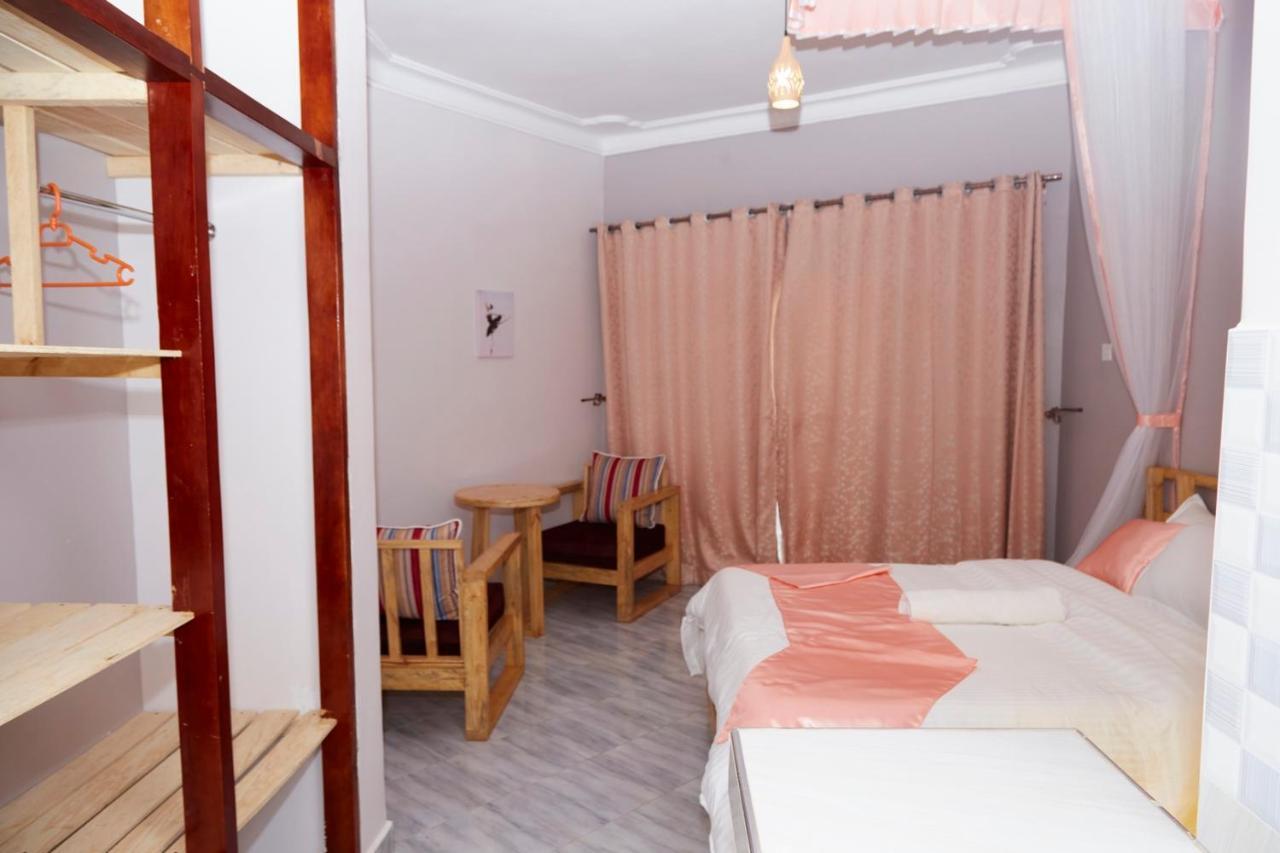 Westway Luxury Suites Mbarara Kültér fotó